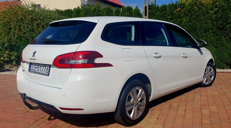 Peugeot 308 cena 40000 przebieg: 174550, rok produkcji 2018 z Legnica małe 137